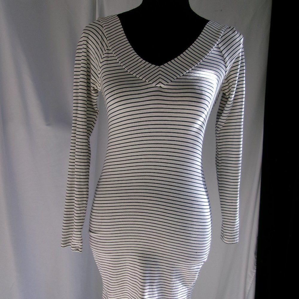Hearts and Hips v neck striped dress size small